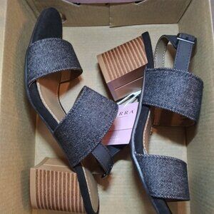 New Without Tag (NWOT): Black Denim Slingback Size 7